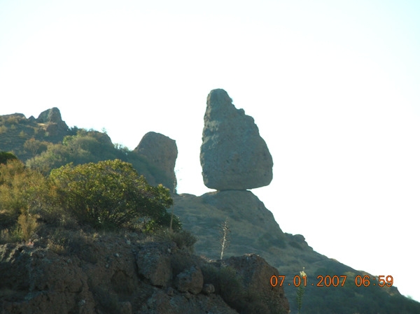 balanced rock  santa monica mountains
